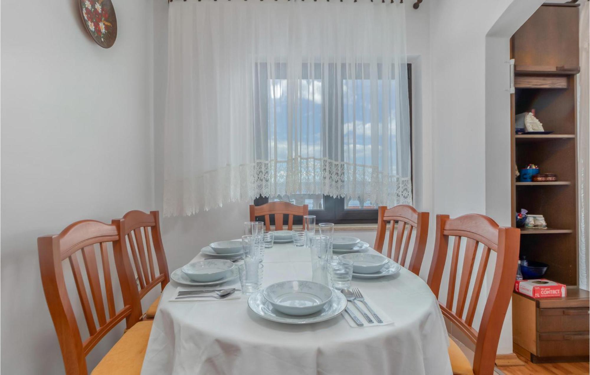 3 Bedroom Awesome Apartment In Novi Vinodolski Exterior foto